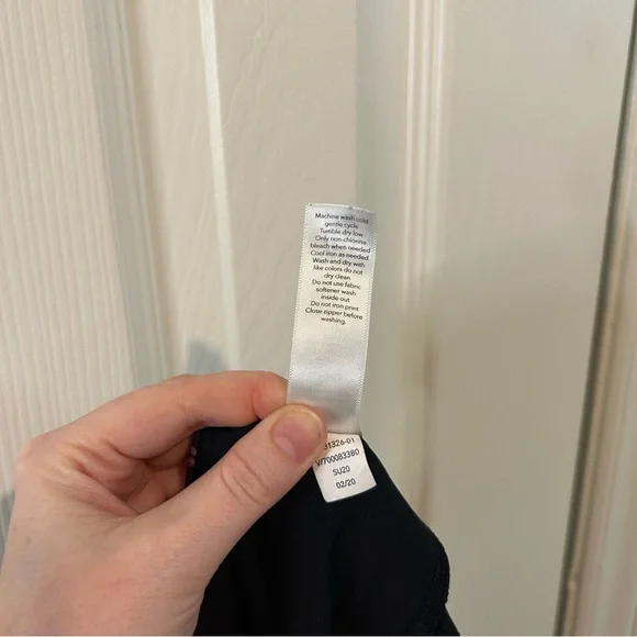 Athleta Match Point Skort in the "City Lights" print - Size XS - Picture 13 of 16